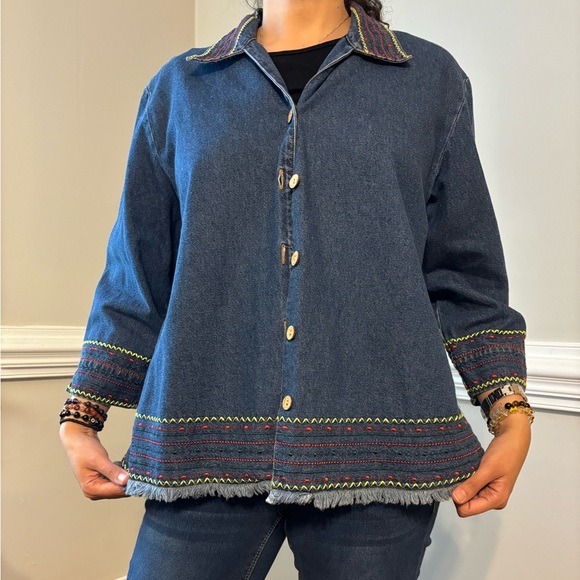 Vintage Embroidered Cotton Denim Jacket - Wooden buttons size Petite Large - Picture 1 of 7